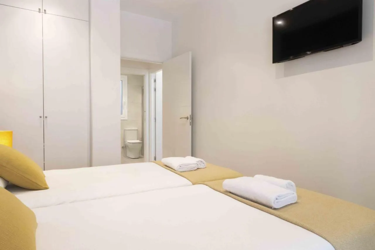 Apartment The Rentals Collection - Guerlain San Sebastian