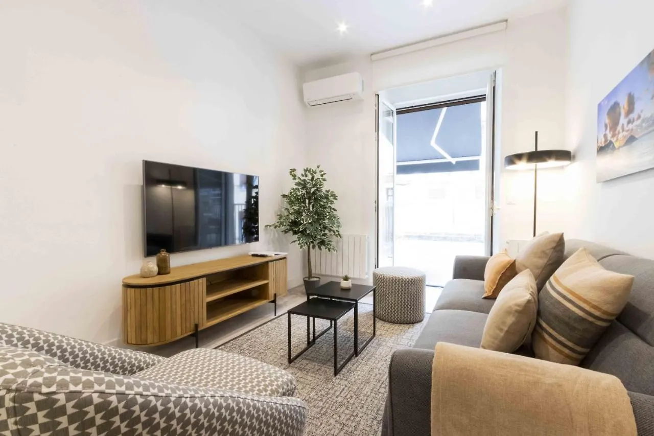 Apartment The Rentals Collection - Guerlain San Sebastian